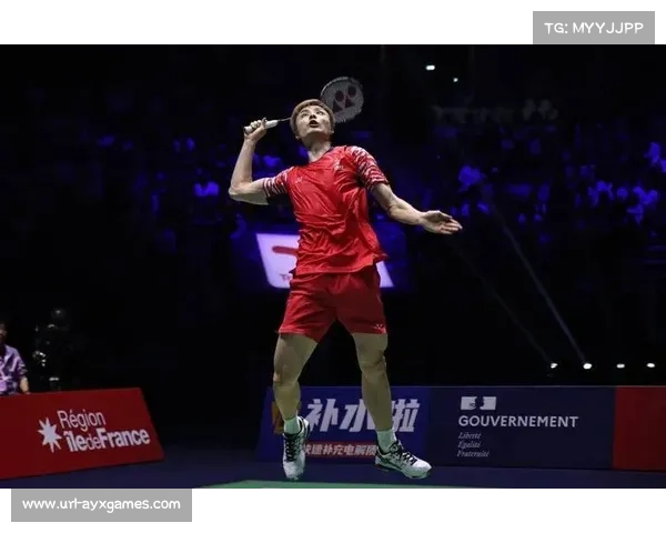 石宇奇世锦赛四场苦战展现铁血意志半决赛累到边吃面包边接受采访